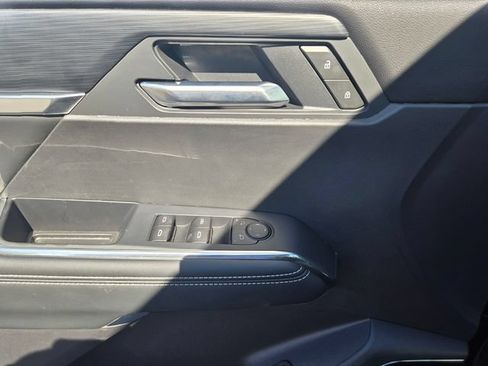 Used 2026 GMC Acadia Elevation FWD image 16