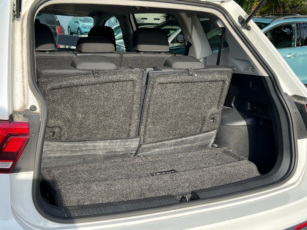 Used 2022 Volkswagen Tiguan S FWD image 9