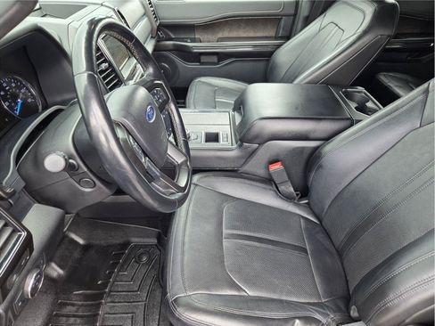 Used 2018 Ford Expedition Limited w/ Equipment Group 302A RWD image 13