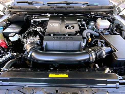 Used 2022 Nissan Frontier PRO-4X w/ Off-Road Protection Package image 20