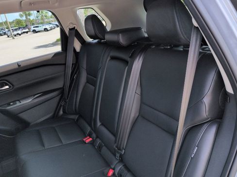 Used 2023 Nissan Rogue SL w/ SL Premium Package image 15