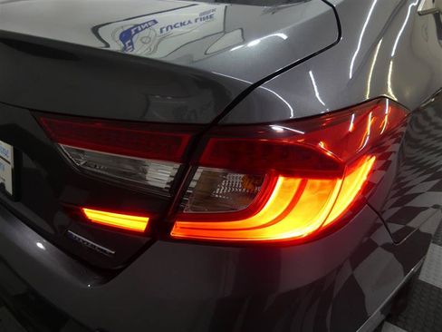 Used 2022 Honda Accord EX-L image 16
