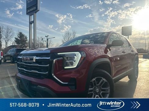 Used 2025 GMC Terrain Elevation image 2