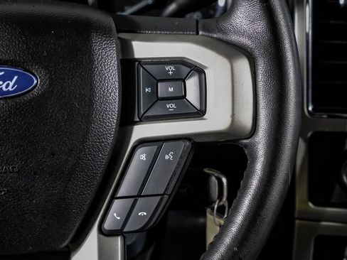 Used 2022 Ford F250 Lariat w/ Lariat Value Package AWD/4WD image 19