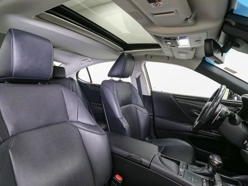 Used 2019 Lexus ES 350 image 17
