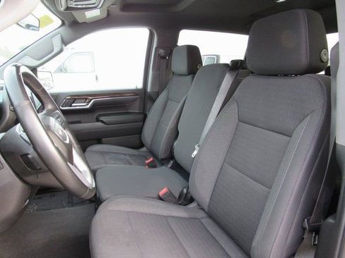 Used 2023 GMC Sierra 1500 SLE image 13