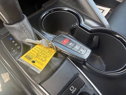Used 2020 Toyota Camry SE w/ Audio Package AWD/4WD image 60