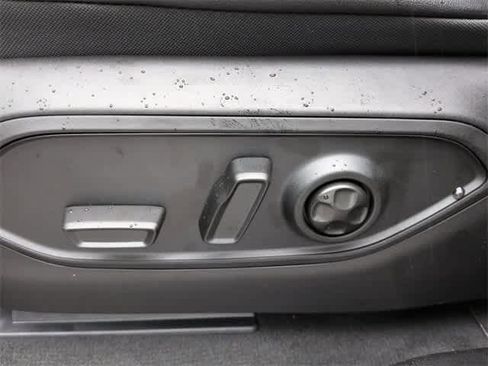 New 2025 Jeep Grand Cherokee L Altitude image 17