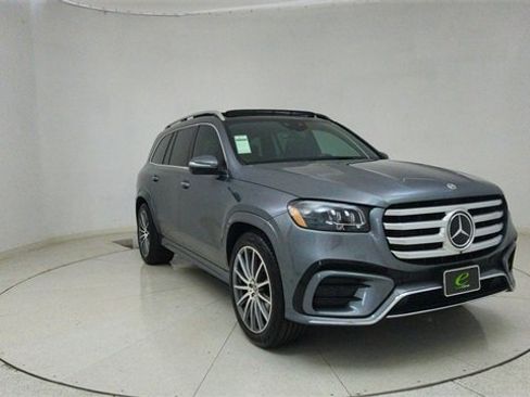 Used 2025 Mercedes-Benz GLS 450 GLS 450 image 71