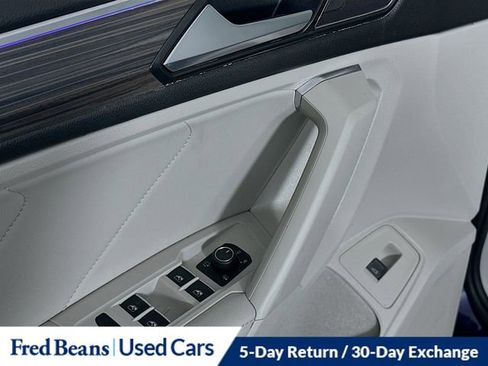 Used 2022 Volkswagen Tiguan SEL R-Line image 19