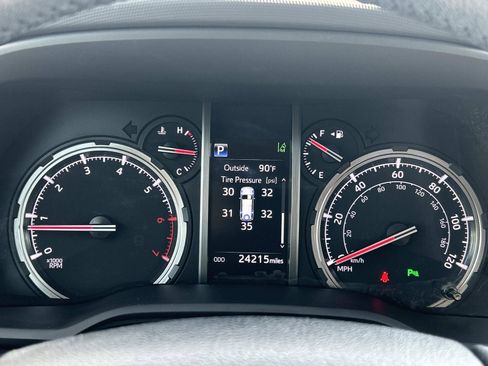 Used 2024 Toyota 4Runner Limited AWD/4WD image 24