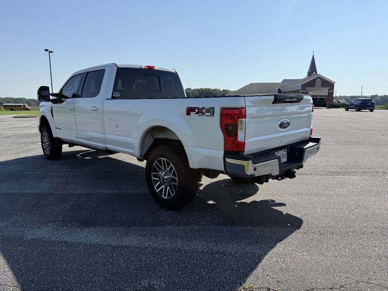 Used 2017 Ford F350 Lariat w/ Lariat Ultimate Package AWD/4WD image 9