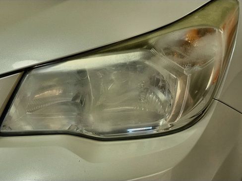 Used 2015 Subaru Forester 2.5i Premium w/ All-Weather Package AWD/4WD image 36