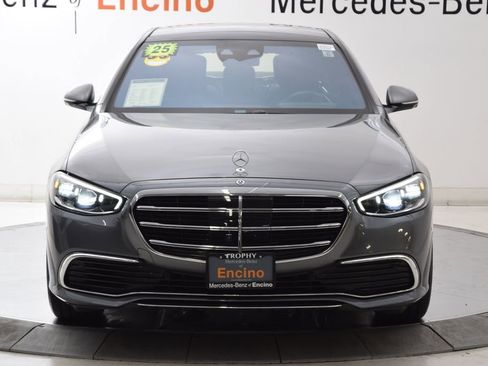Used 2025 Mercedes-Benz S 580 4MATIC Sedan image 9