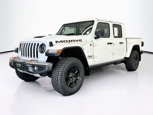 Used 2022 Jeep Gladiator Mojave w/ LED Lighting Group AWD/4WD image 3
