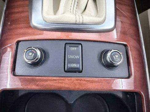 Used 2015 INFINITI QX70 2WD w/ Premium Package image 27