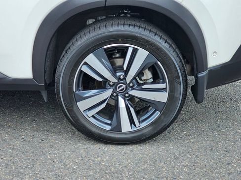 Used 2023 Nissan Rogue SL w/ SL Premium Package AWD/4WD image 10