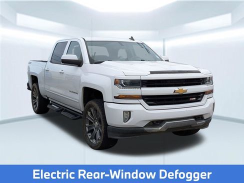 Used 2018 Chevrolet Silverado 1500 LT w/ All Star Edition AWD/4WD image 6