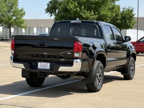 Used 2023 Toyota Tacoma SR5 RWD image 4