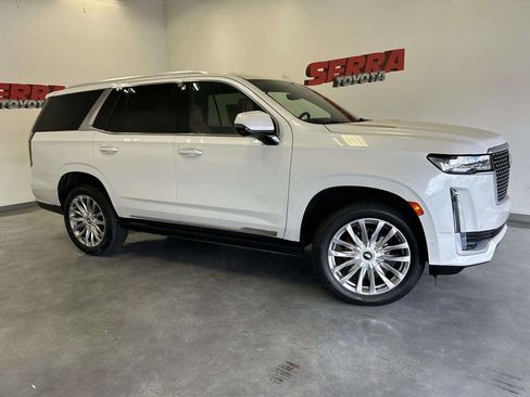 Used 2022 Cadillac Escalade Premium Luxury w/ Performance Package AWD/4WD image 2