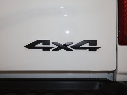 Used 2025 RAM 3500 Laramie AWD/4WD image 38