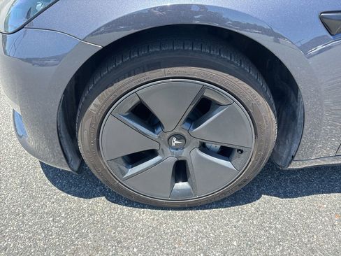 Used 2023 Tesla Model 3 Standard Range RWD image 10