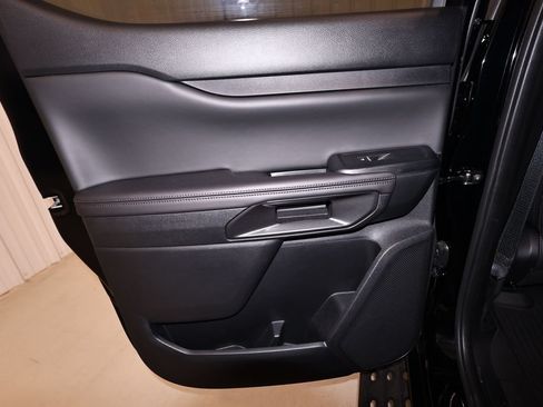 Certified 2025 Ford Ranger Raptor AWD/4WD image 16