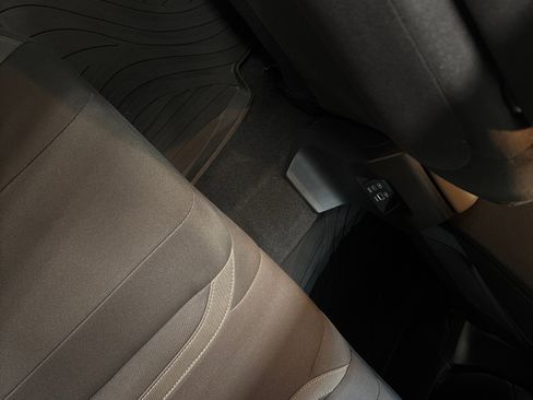 Certified 2025 Subaru Crosstrek 2.0i Premium w/ Convenience Package #2 image 33