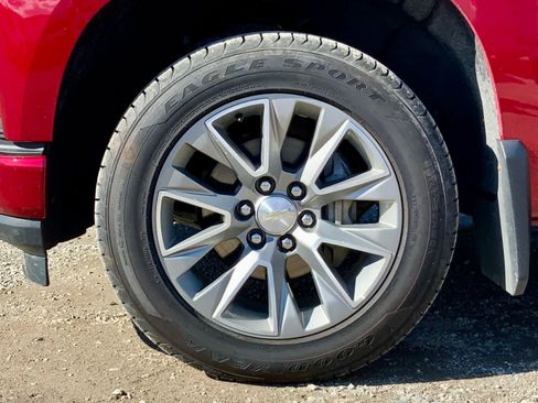 Used 2019 Chevrolet Silverado 1500 High Country w/ Safety Package II image 17