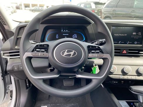New 2026 Hyundai Elantra SE w/ Cargo Package FWD image 11