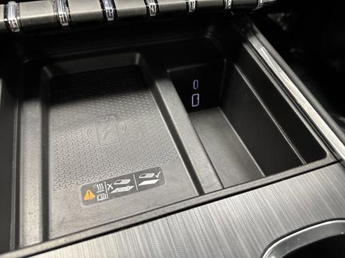 Used 2024 GMC Acadia Elevation w/ Trailering Package image 23