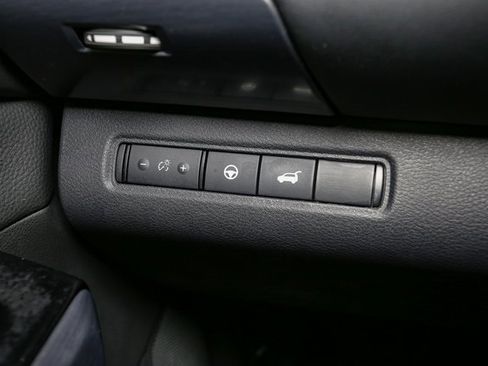 Used 2023 Nissan Pathfinder SL w/ SL Premium Package image 36