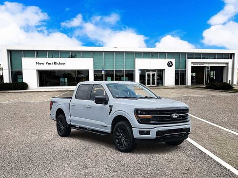 Used 2025 Ford F150 XLT w/ Equipment Group 302A MID image 2