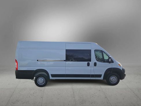 Used 2025 RAM ProMaster 3500 w/ Crew Van Package image 10