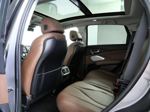 Used 2024 Acura RDX SH-AWD w/ Technology Package image 14