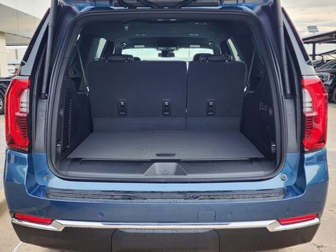 New 2025 GMC Yukon XL Elevation image 53
