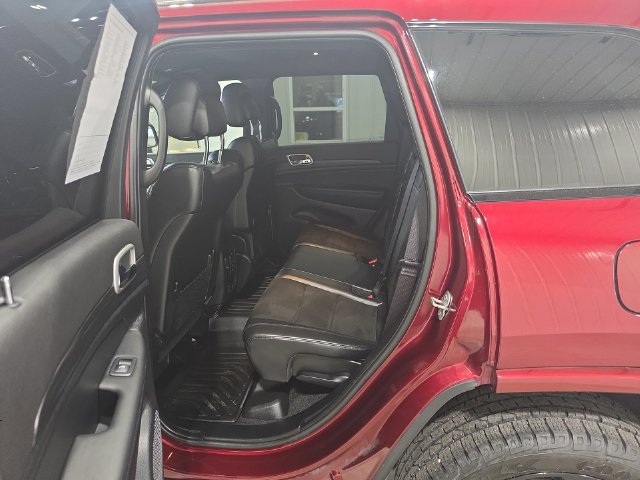 Used 2022 Jeep Grand Cherokee Laredo X AWD/4WD image 26