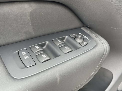 Used 2026 Volvo XC60 B5 Plus w/ Protection Package Premier AWD/4WD image 77