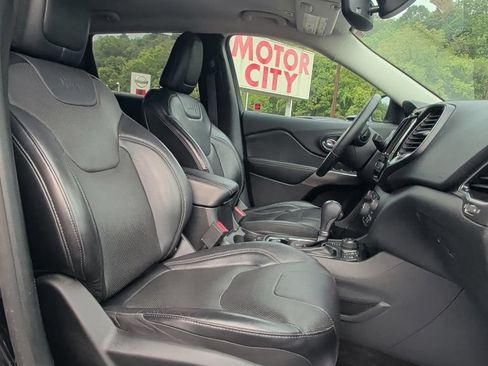 Used 2019 Jeep Cherokee Limited AWD/4WD image 17