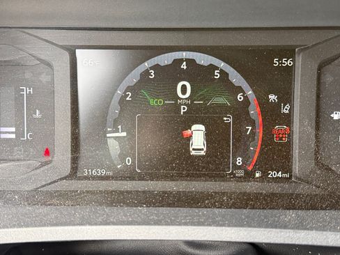 Used 2025 Toyota 4Runner SR5 AWD/4WD image 11