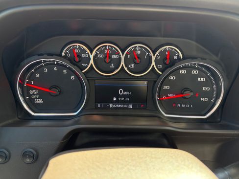 Used 2019 Chevrolet Silverado 1500 LT Trail Boss AWD/4WD image 20