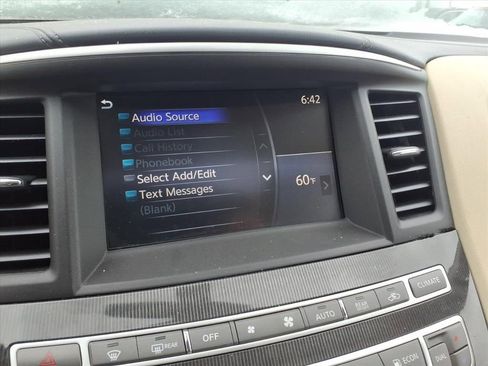 Used 2017 INFINITI QX60 AWD w/ Premium Package image 16