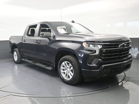 Used 2023 Chevrolet Silverado 1500 RST RWD image 9