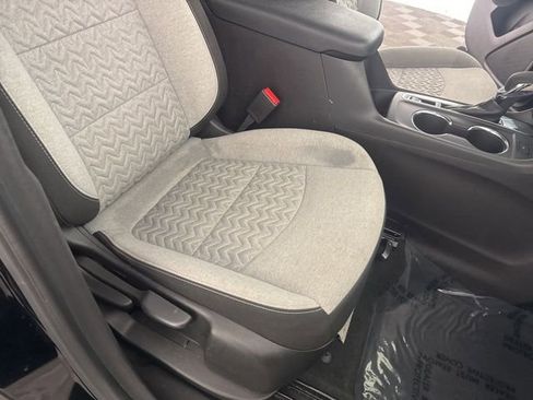 Used 2024 Chevrolet Equinox LT image 27