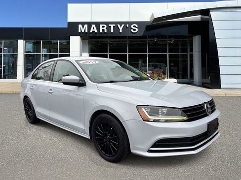 Used 2017 Volkswagen Jetta S w/ Jetta S Cold Weather Package image 1