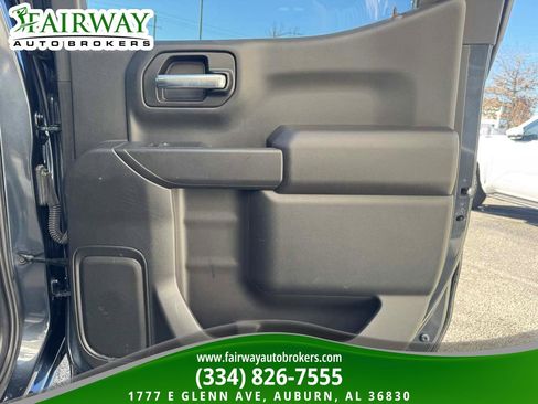 Used 2021 Chevrolet Silverado 1500 LT AWD/4WD image 28