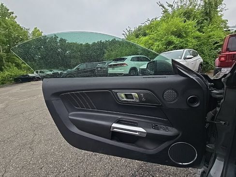 Used 2019 Ford Mustang GT Premium w/ GT Performance Package RWD image 19