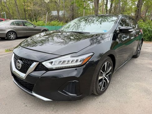 Used 2021 Nissan Maxima 3.5 SV w/ Floor Mat Group FWD image 1