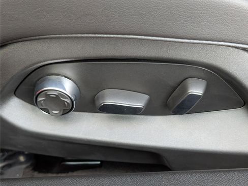 Used 2023 Chevrolet Corvette Z06 w/ Z07 Performance Package image 21