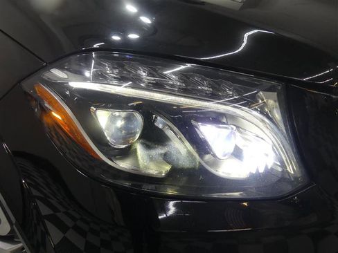 Used 2017 Mercedes-Benz GLS 550 4MATIC image 14